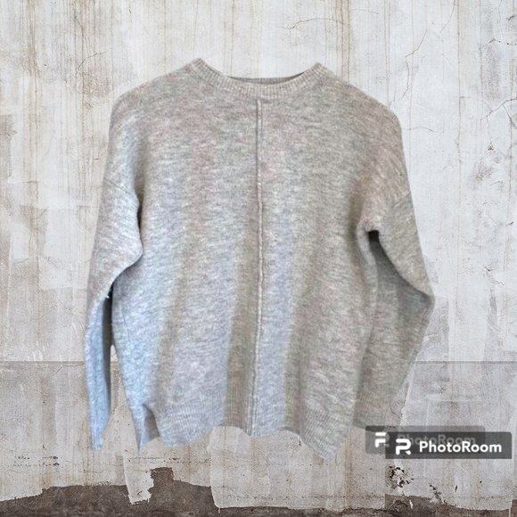 🖤Cute FOREVER 21 Light Gray Mix Wool Sweater - Picture 1 of 7